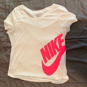 nike tee